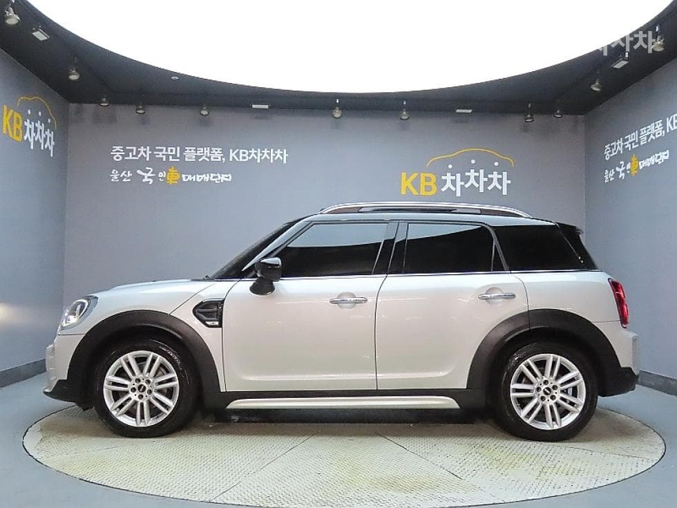 Mini Countryman (F60)1.5 Cooper Classic Plus Lite - 5
