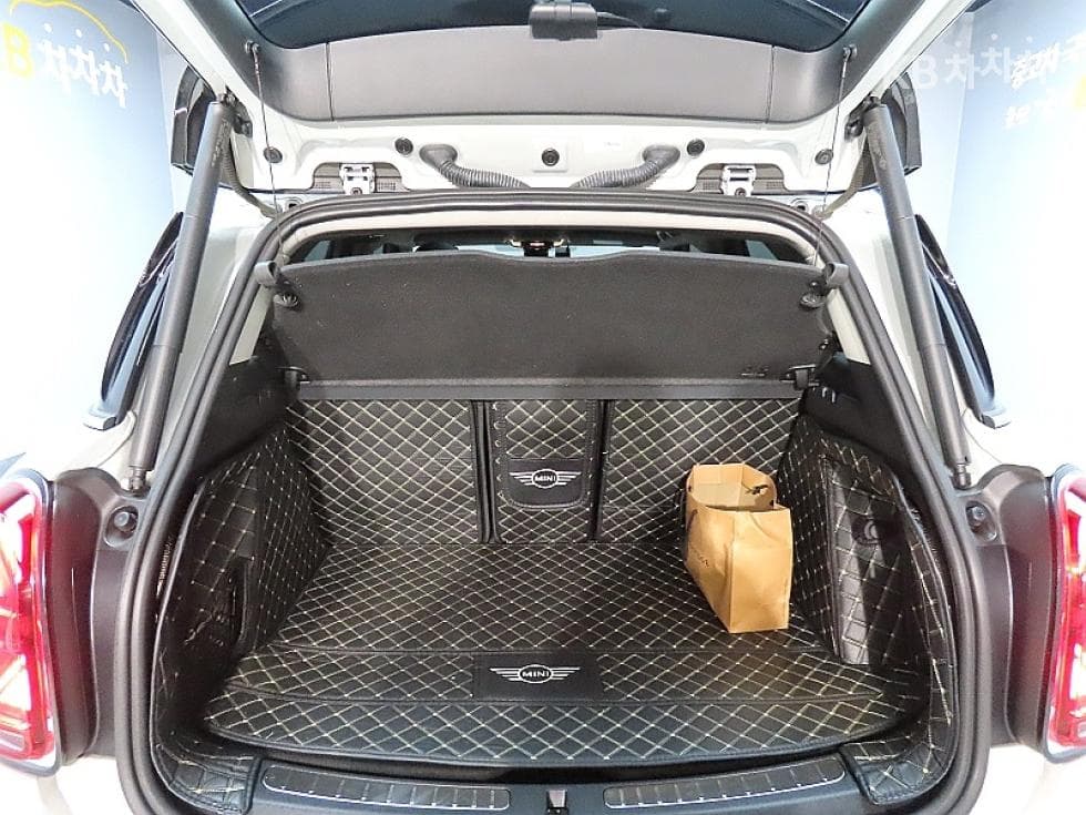 Mini Countryman (F60)1.5 Cooper Classic Plus Lite - 19