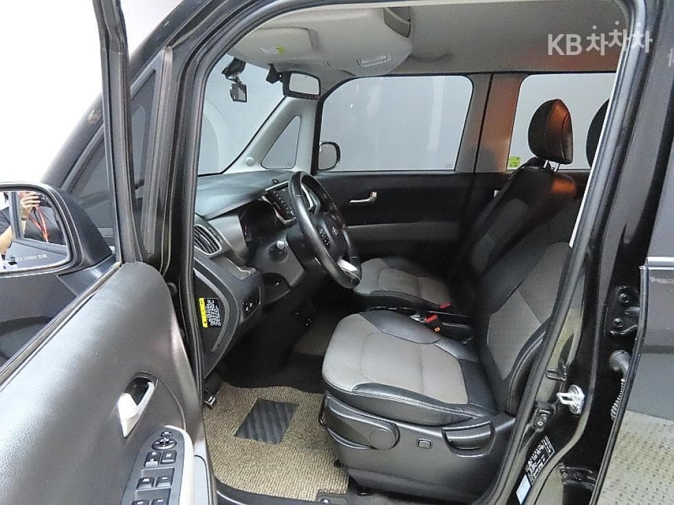 Kia The New (facelift) Ray (van)1.0 Gasoline Luxury - 10