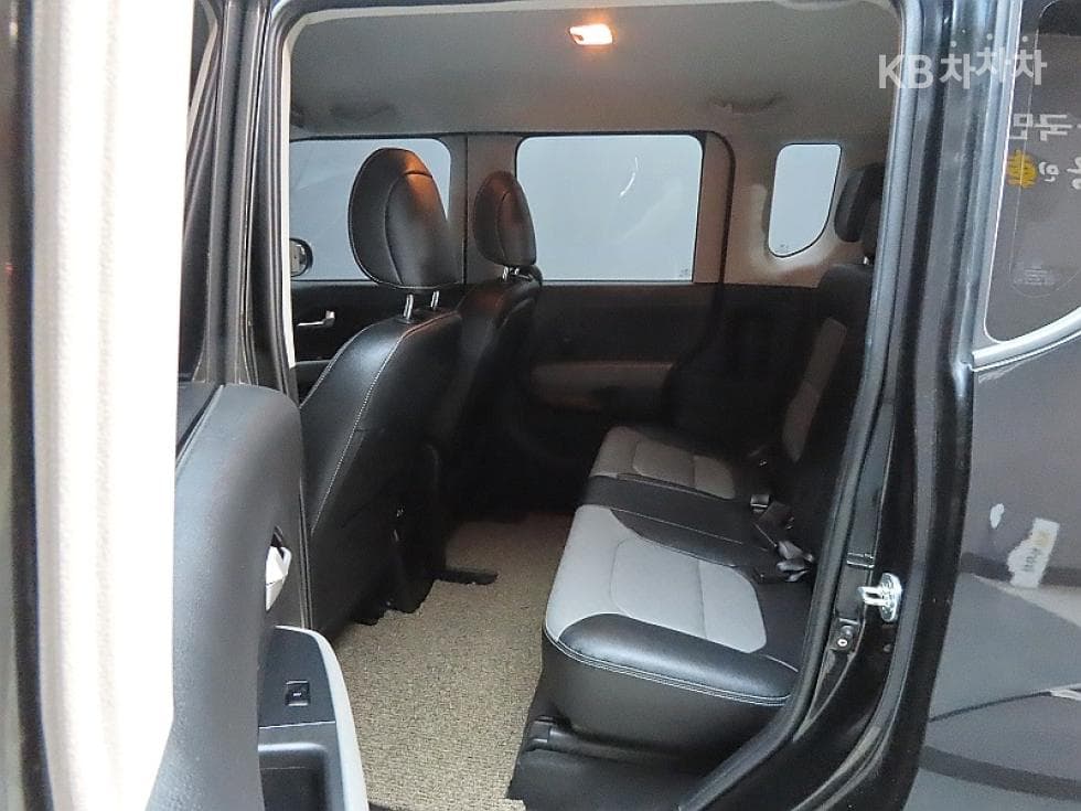 Kia The New (facelift) Ray (van)1.0 Gasoline Luxury - 11