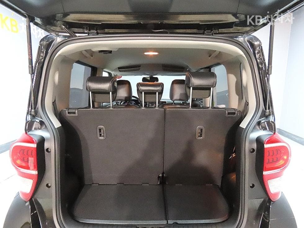 Kia The New (facelift) Ray (van)1.0 Gasoline Luxury - 19