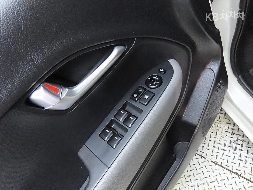 Kia The New (facelift) Ray (van)1.0 Gasoline Luxury - 14