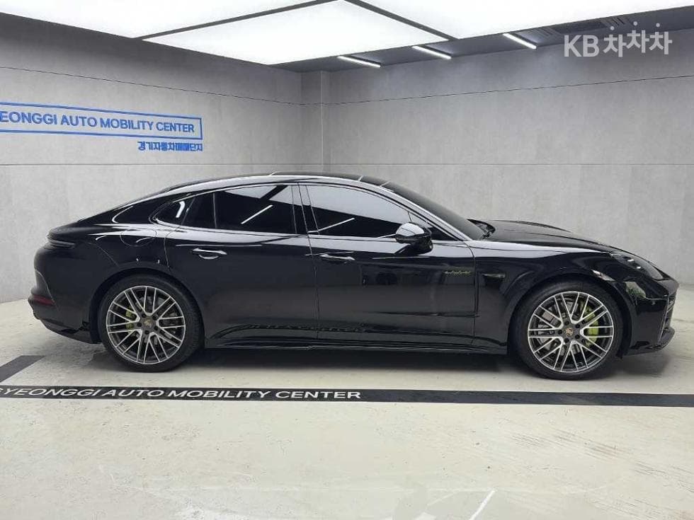 Porsche 파나메라 (972)2.9 4 E-Hybrid Стандартен - 4