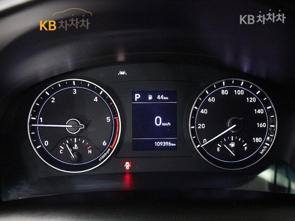 Hyundai Porter 2Extra Long Super Cab CRDi Smart - 8