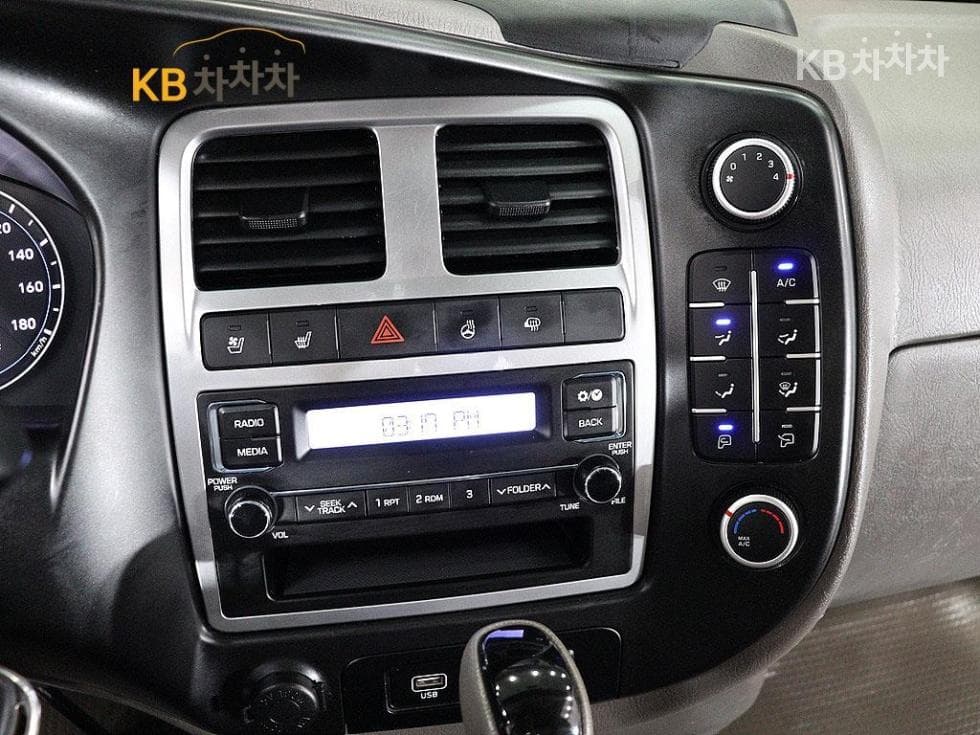 Hyundai Porter 2Extra Long Super Cab CRDi Smart - 9