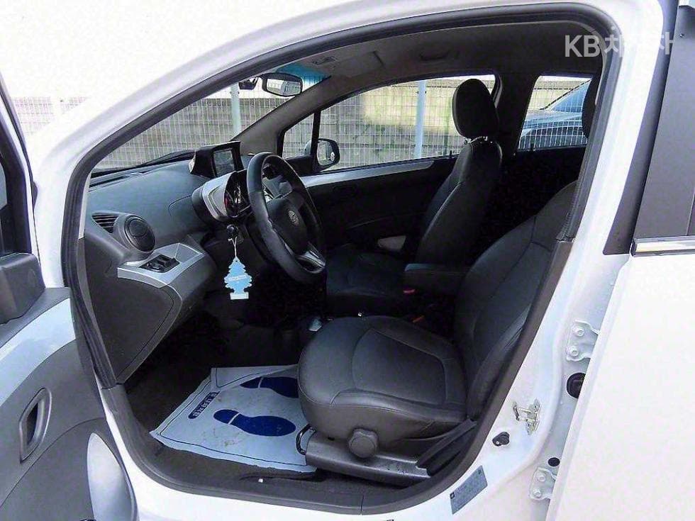 Джи Ем Корея Chevrolet СпаркLT Стандартен - 5