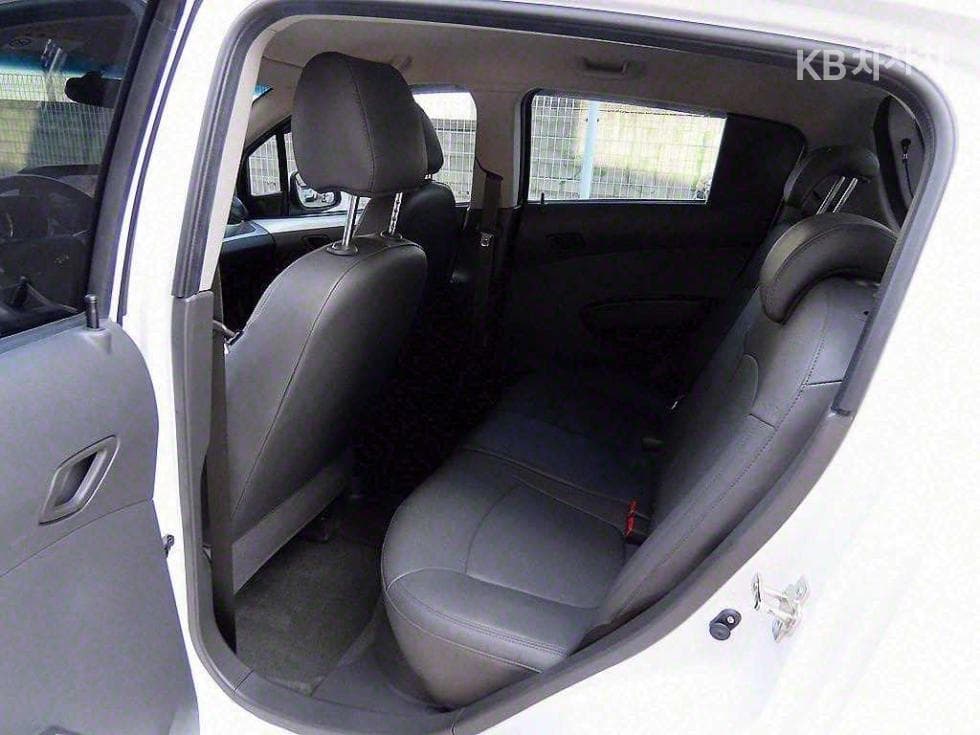 Джи Ем Корея Chevrolet СпаркLT Стандартен - 6