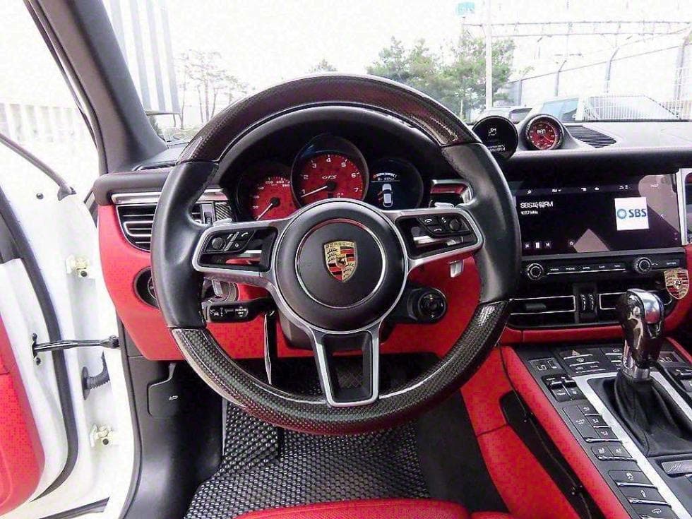Porsche 마칸2.9 GTS - 8