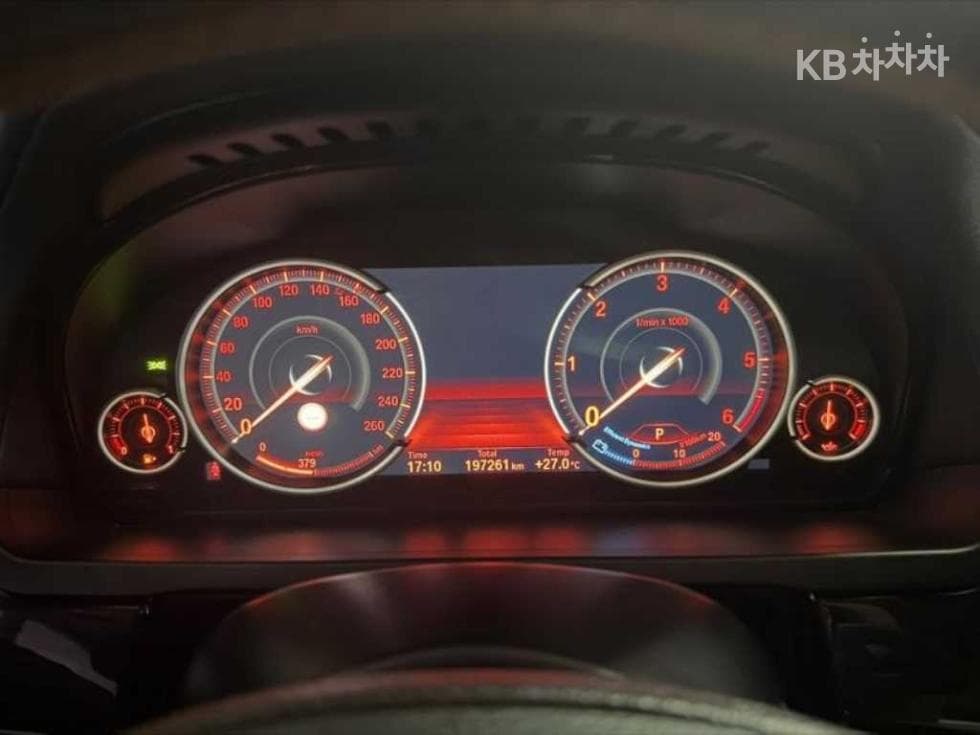 BMW New7시리즈740d xDrive F01 - 9