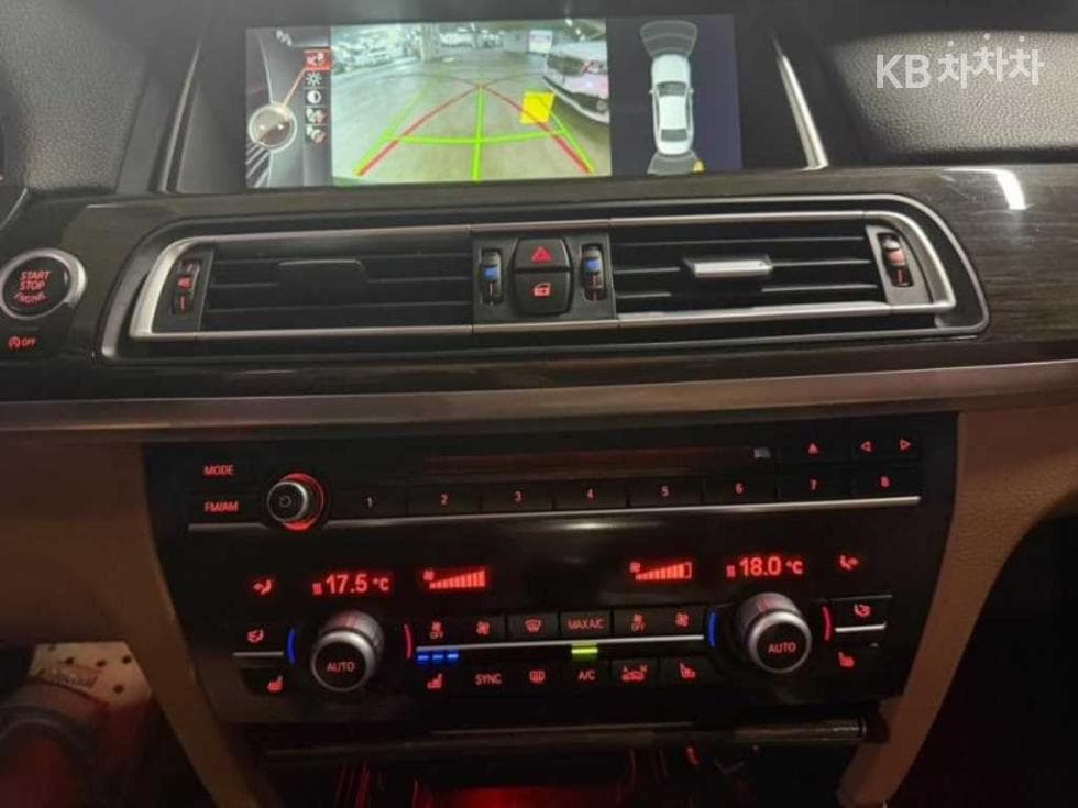 BMW New7시리즈740d xDrive F01 - 10