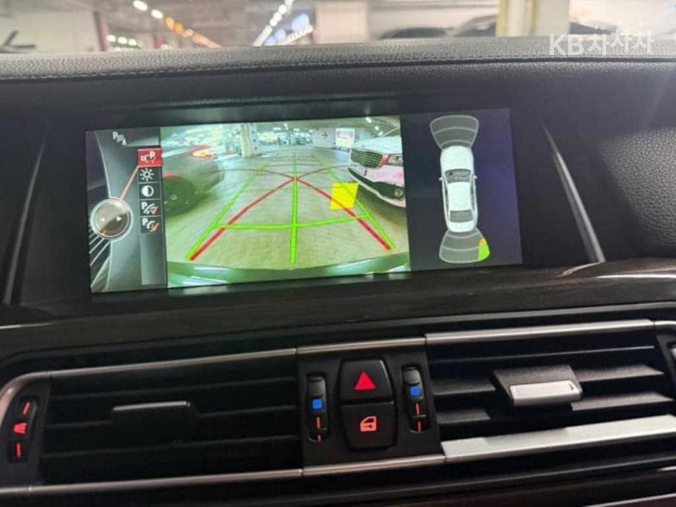 BMW New7시리즈740d xDrive F01 - 11