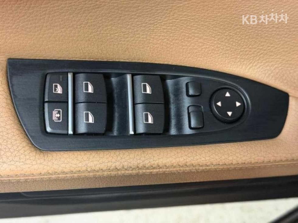 BMW New7시리즈740d xDrive F01 - 16
