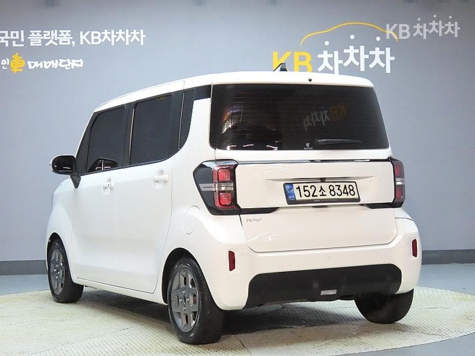 Kia The New (facelift) Kia Ray (van)1.0 Gasoline Prestige - 4