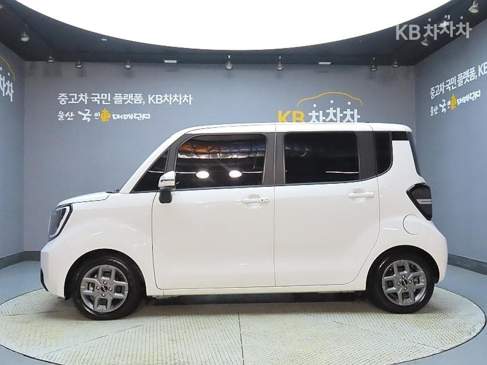 Kia The New (facelift) Kia Ray (van)1.0 Gasoline Prestige - 5