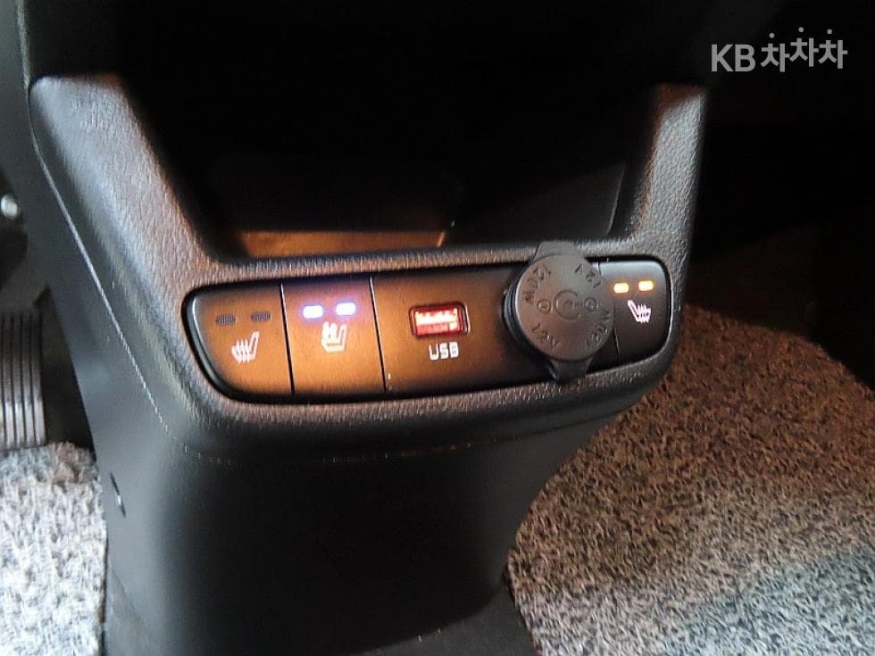 Kia The New (facelift) Kia Ray (van)1.0 Gasoline Prestige - 16
