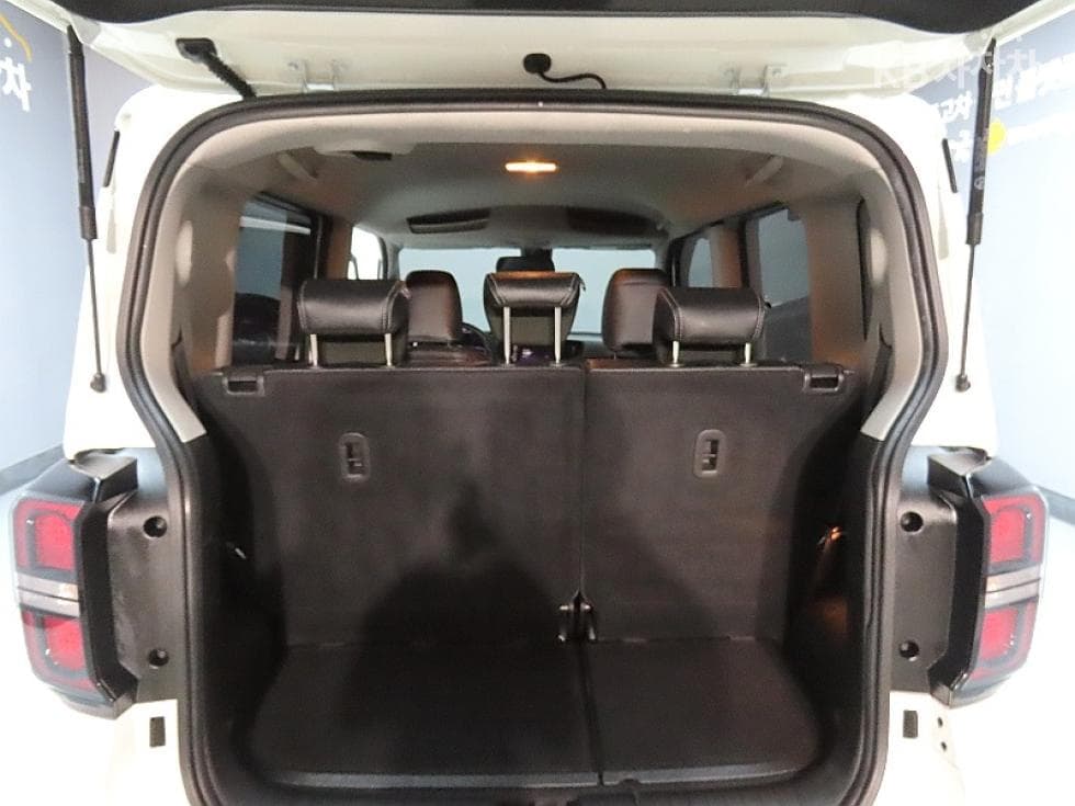Kia The New (facelift) Kia Ray (van)1.0 Gasoline Prestige - 19