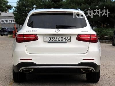 Mercedes-Benz GLC(X253)300 4Matic AMG Line - 4
