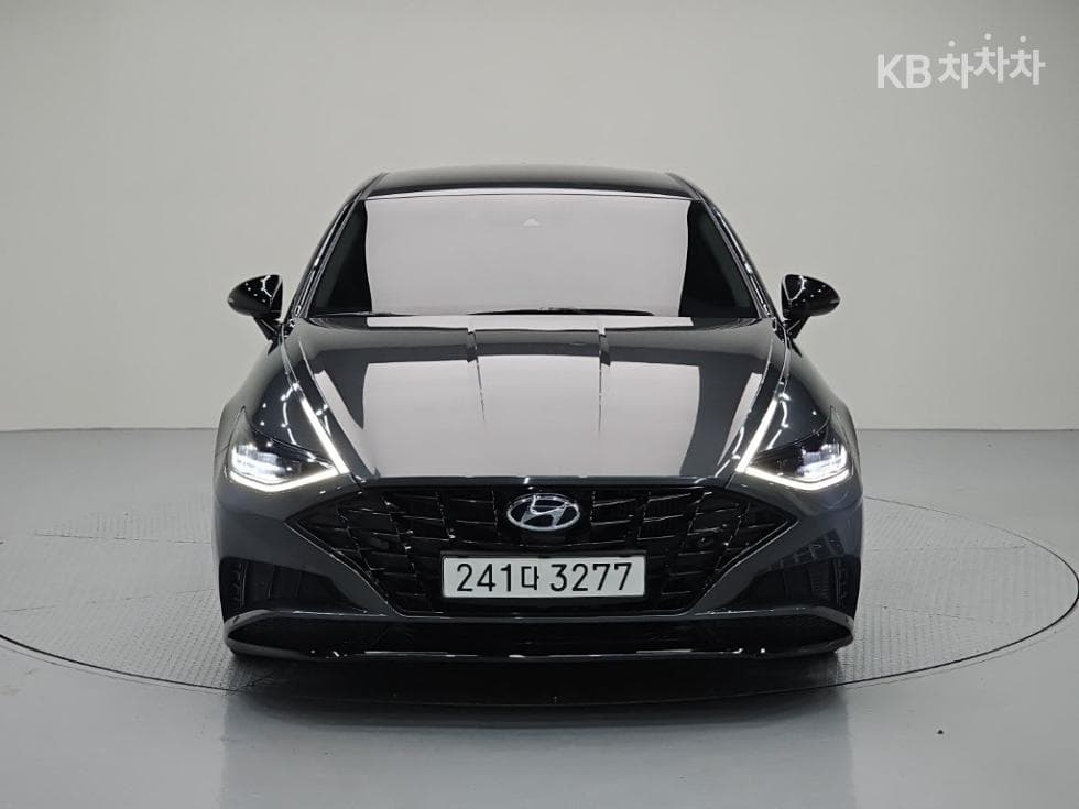 Хюндай Соната (DN8)1.6 T Premium 패밀리 - 2