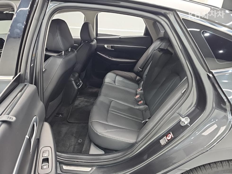 Хюндай Соната (DN8)1.6 T Premium 패밀리 - 12