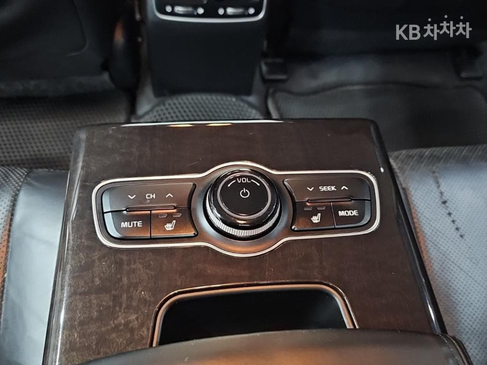 Киа The New (фейслифт) K72.4 GDI Престиж Специал (специален признак/издание) - 13