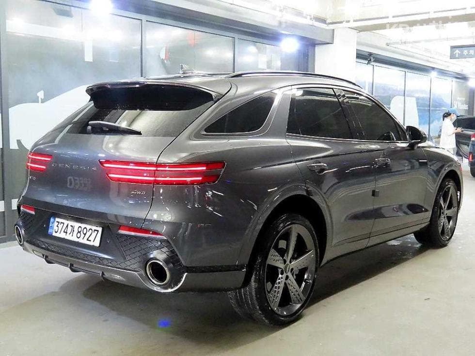 Genesis GV70Gasoline 2.5T AWD - 4