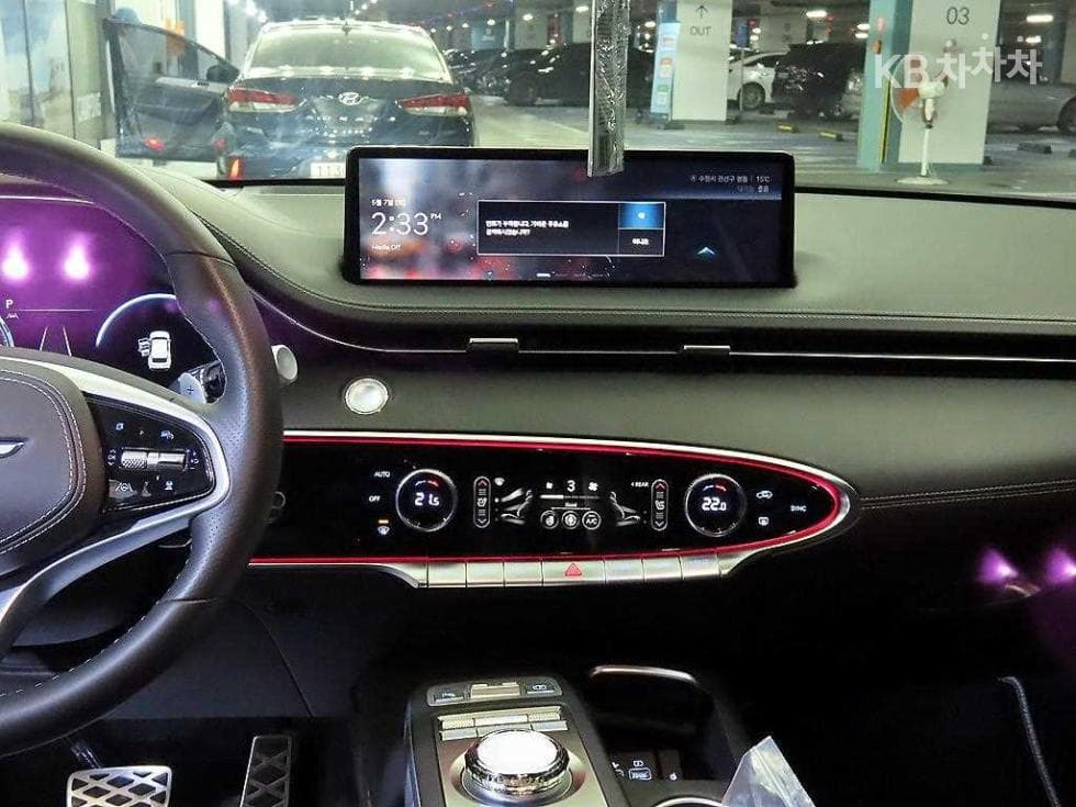 Genesis GV70Gasoline 2.5T AWD - 11