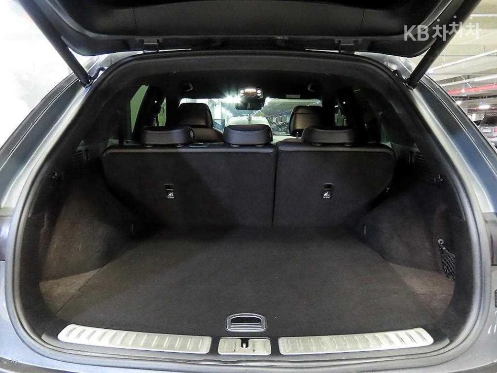 Genesis GV70Gasoline 2.5T AWD - 16