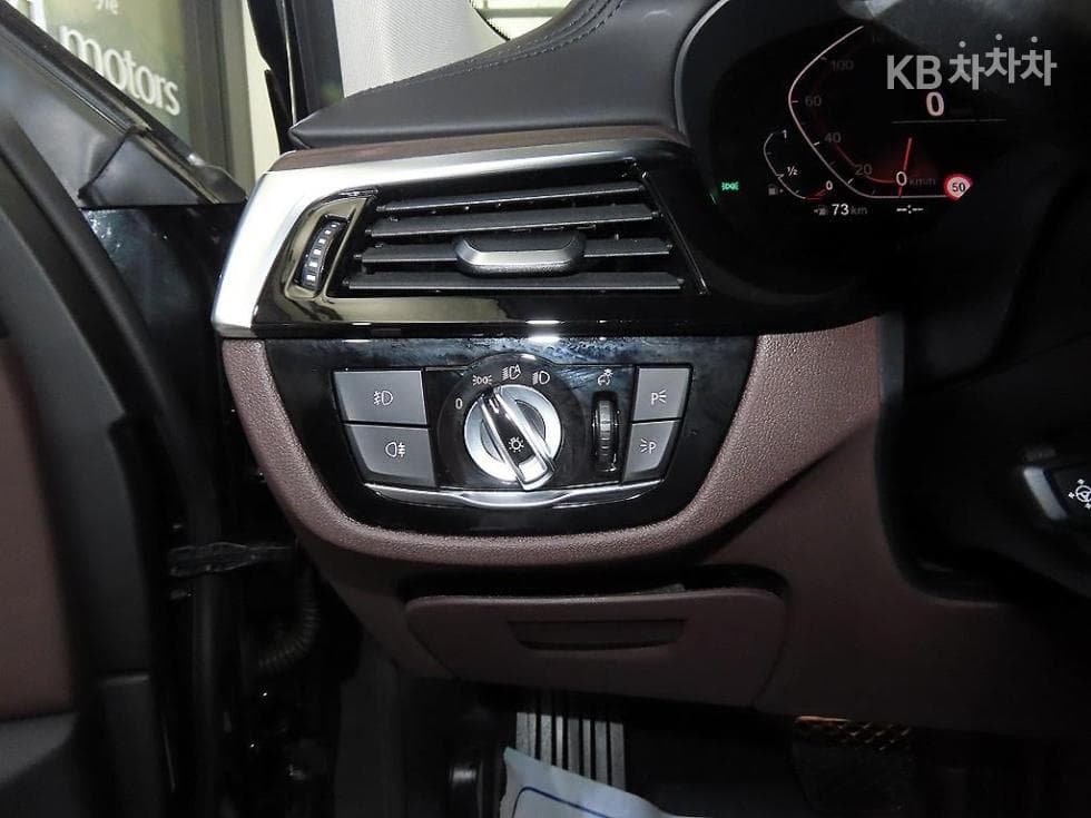 BMW 올New5 Series (G30)530i Luxury Plus - 13