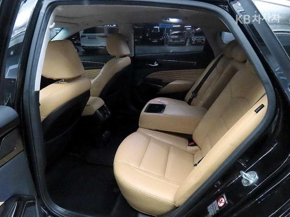 Kia K7 Premiere2.5 GDi X 에디션 - 7