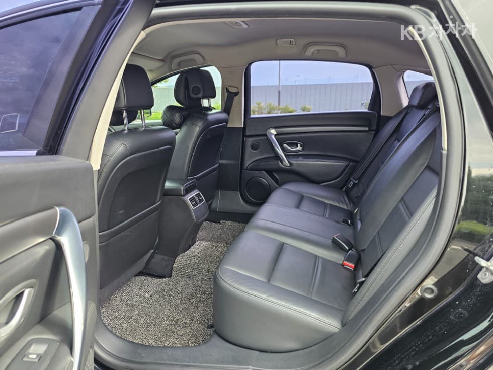 Рено Корея ALL New SM7 노바2.0 LPe За хора с увреждания - 11