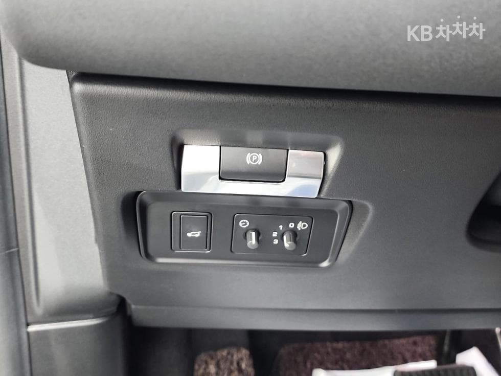 Land Rover 디스커버리 스포츠 Второ поколениеD150 S - 21