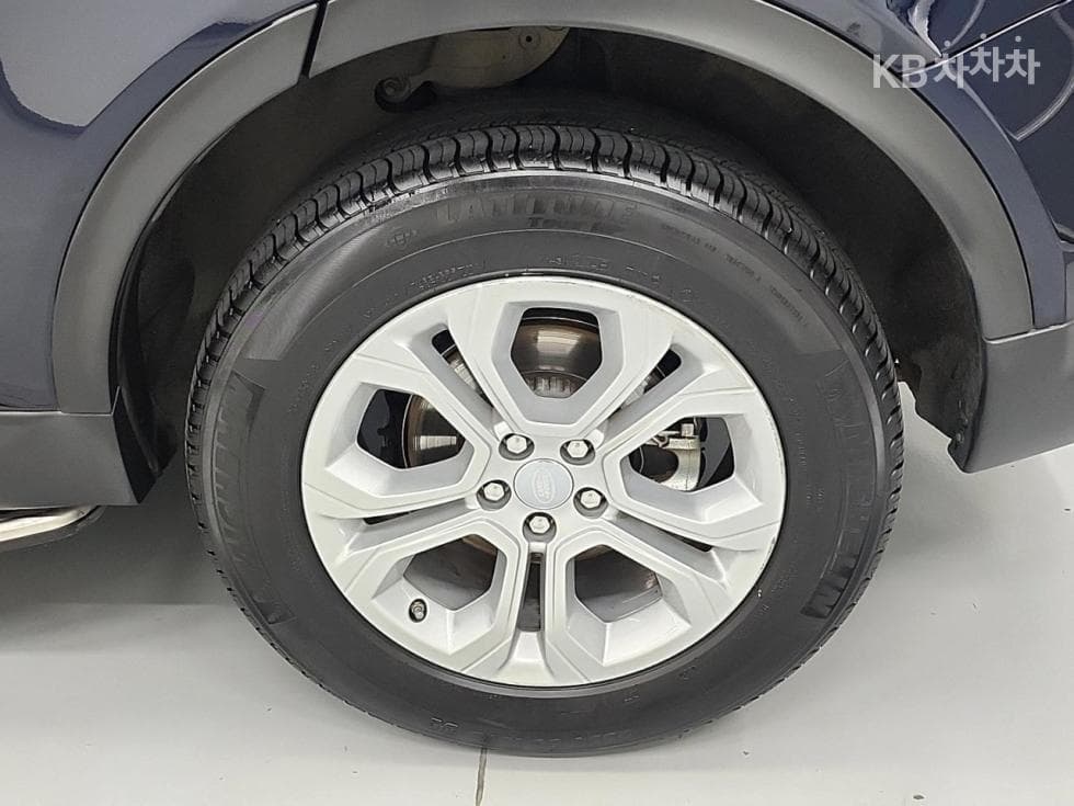 Land Rover 디스커버리 스포츠 Второ поколениеD150 S - 24