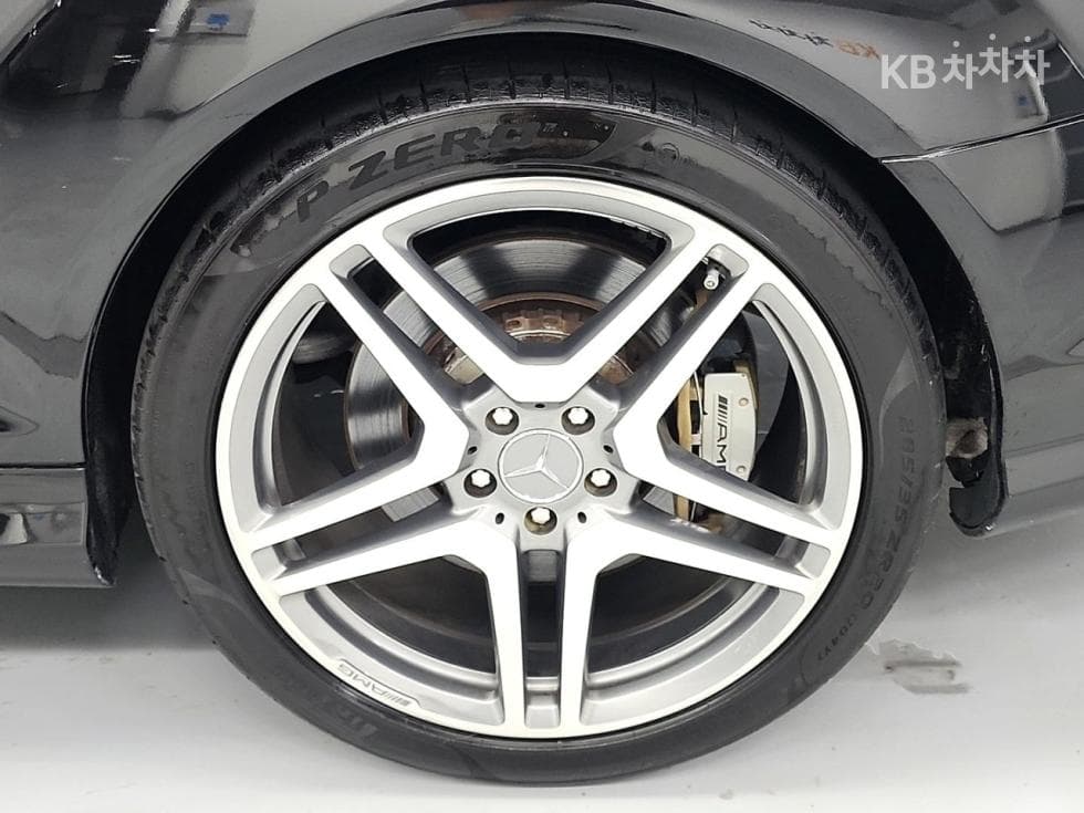 Mercedes-Benz Нов CL클래스CL63 AMG C216 - 23