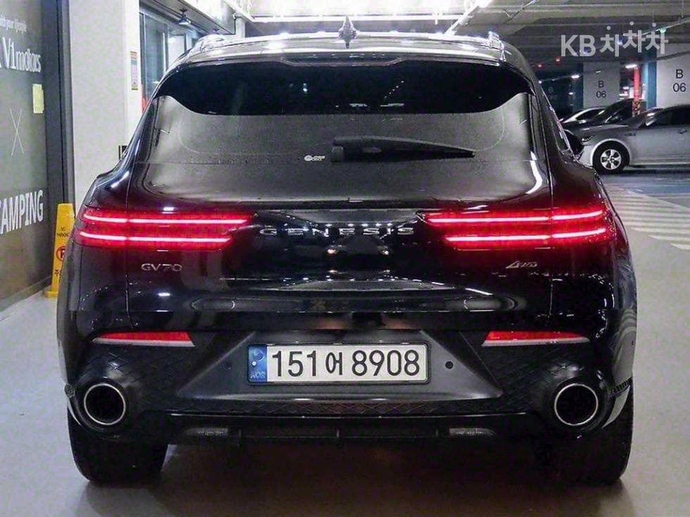 Genesis GV70Gasoline 2.5T AWD - 5