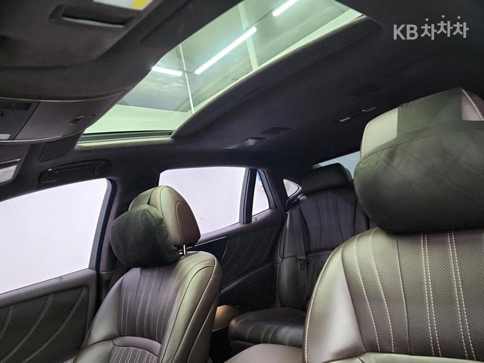 Lexus LS 5세대500h AWD PLATINUM - 17