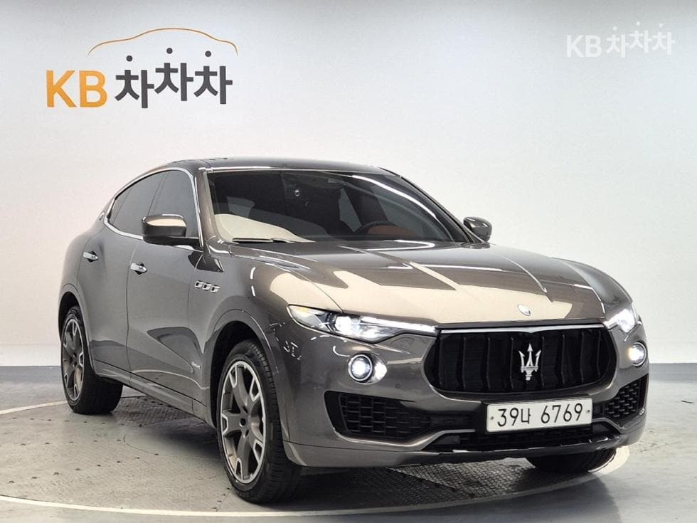 마세라티 르반떼3.0 Diesel AWD 그란스포츠 - 4