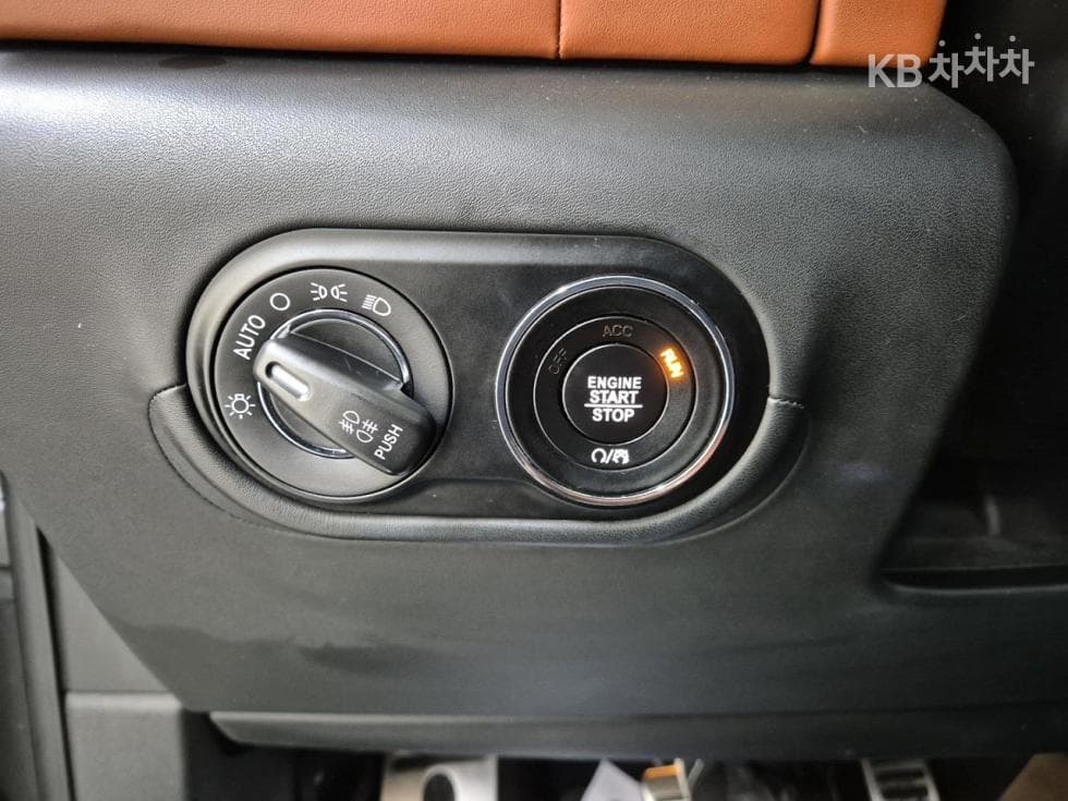 마세라티 르반떼3.0 Diesel AWD 그란스포츠 - 13