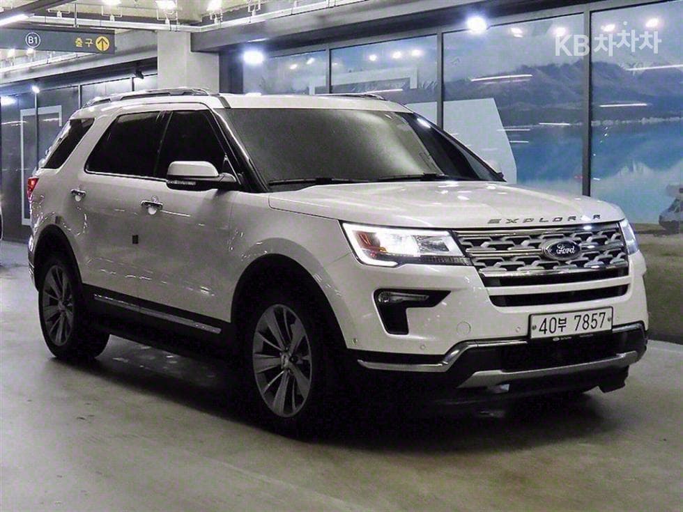 Ford New Explorer 2.3 EcoBoost 4WD Limited - Image 1