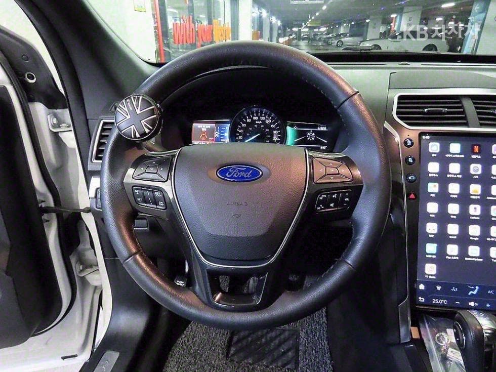 Ford New Explorer2.3 EcoBoost 4WD Limited - 8