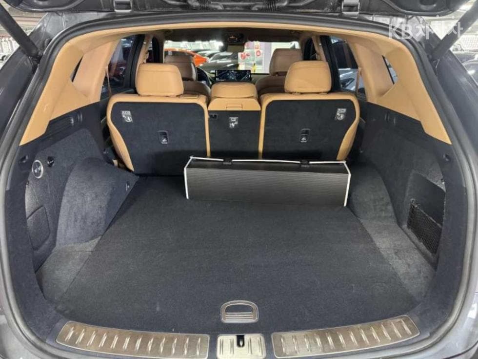 Genesis GV802.5 Turbo Gasoline 2WD - 8