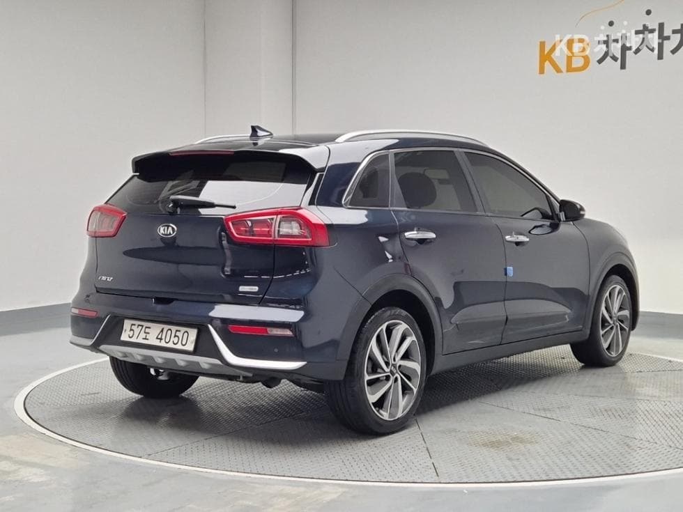 Киа Ниро1.6 Престиж - 3