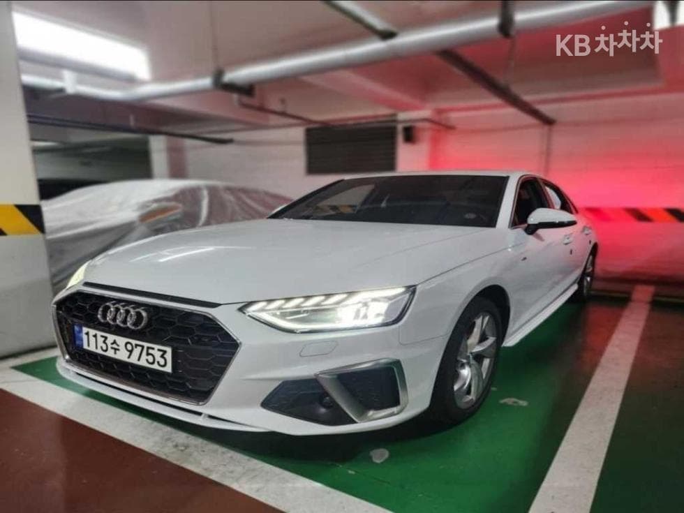 Audi A4 (B9)40 TFSI - - 2