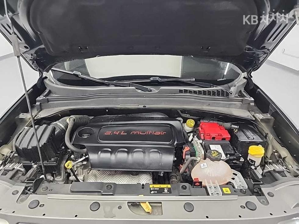 지프 레니게이드2.4 Limited FWD - 5