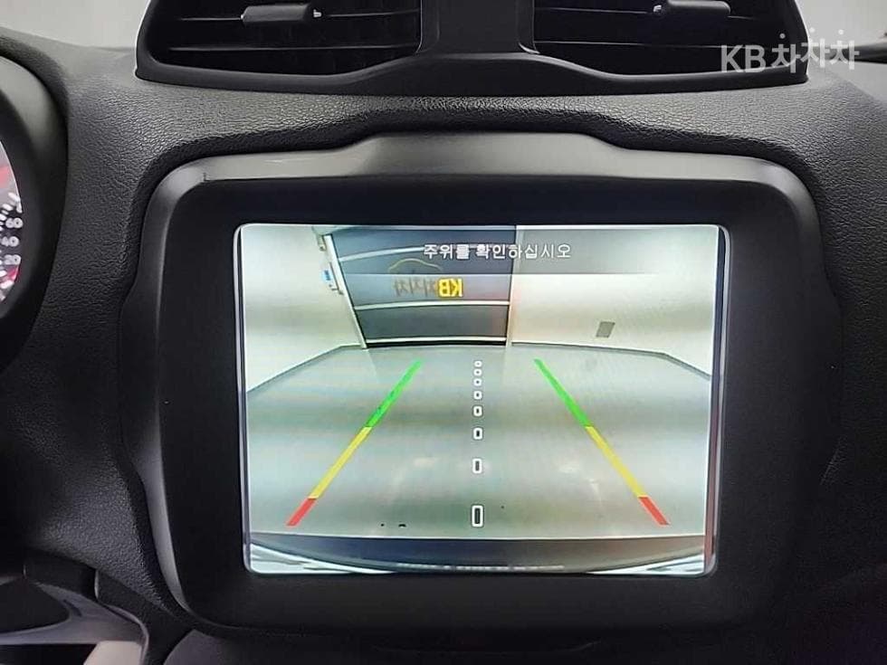 지프 레니게이드2.4 Limited FWD - 14