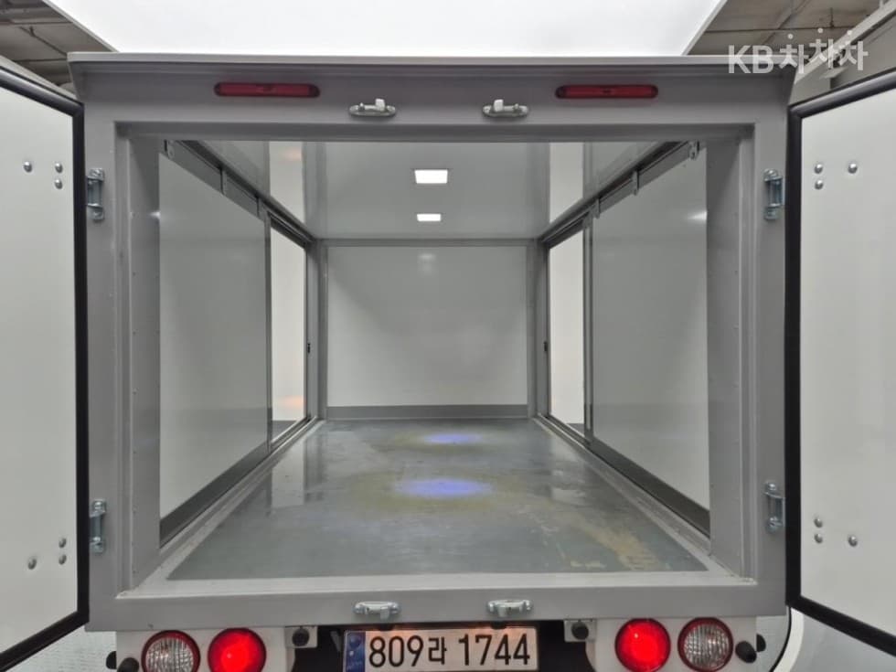 Kia The New (facelift) Bongo 3 (light truck)LPG 양문형 미닫이Top (Cargo)차 1 Ton 로우 King Cab Extra Long L - 17
