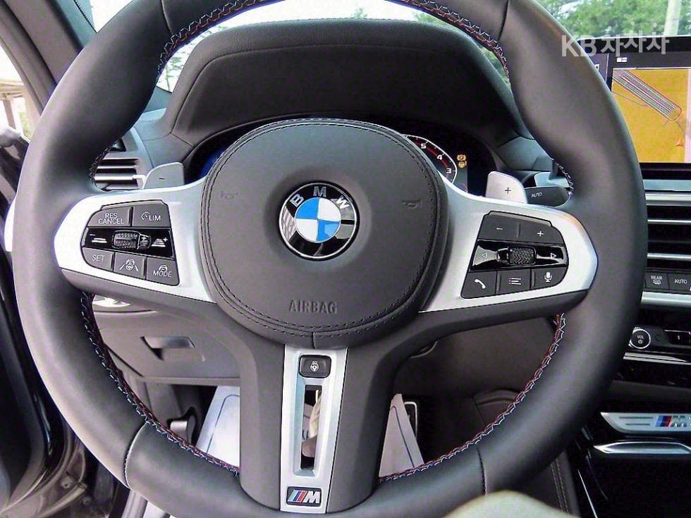 BMW New X4 (G02)xDrive M40i - 8