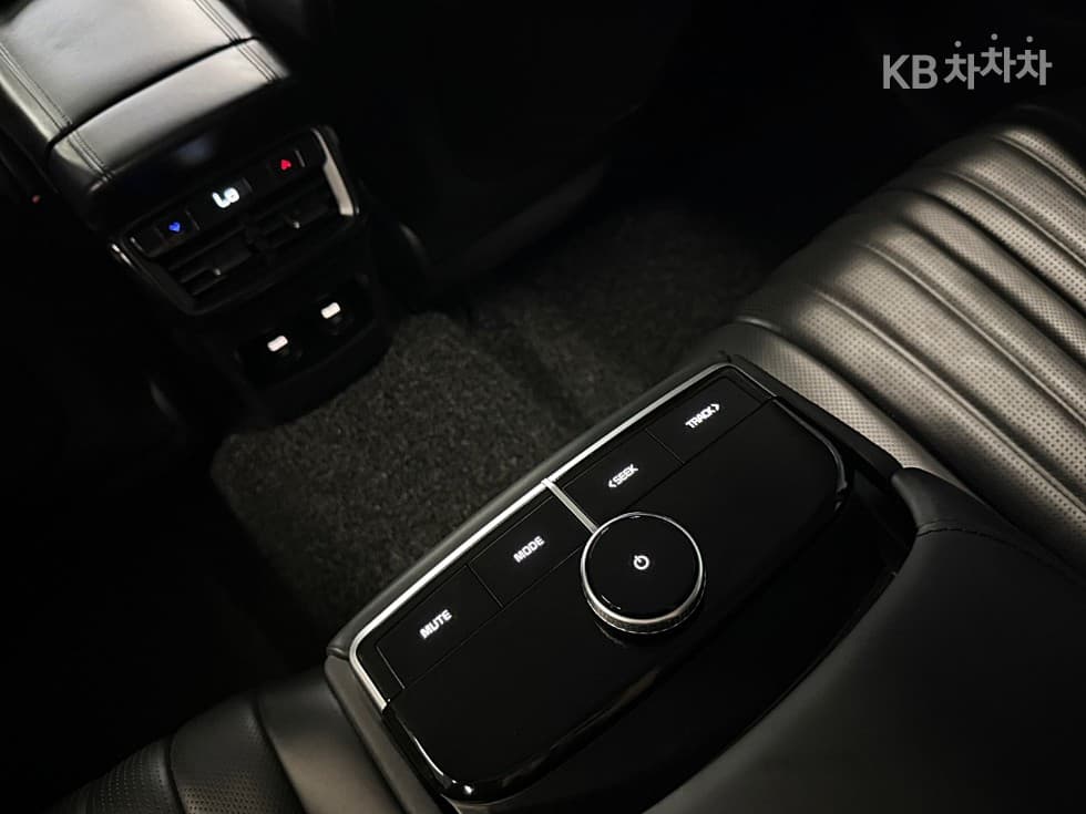 (252 words9548)Kia K8 Hybrid 1.6 Turbo Signature - 18