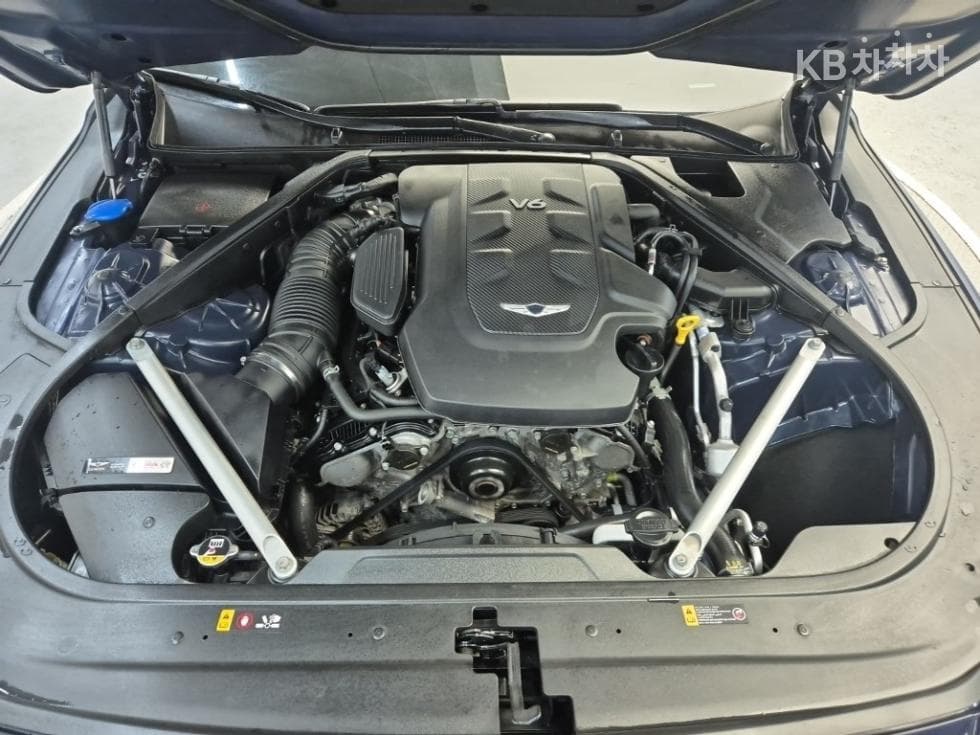 Дженезис G903.8 GDi AWD Премиум Люкс - 6