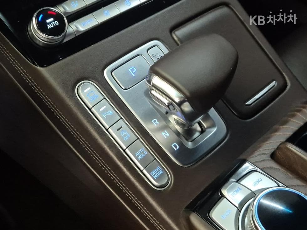 Дженезис G903.8 GDi AWD Премиум Люкс - 8