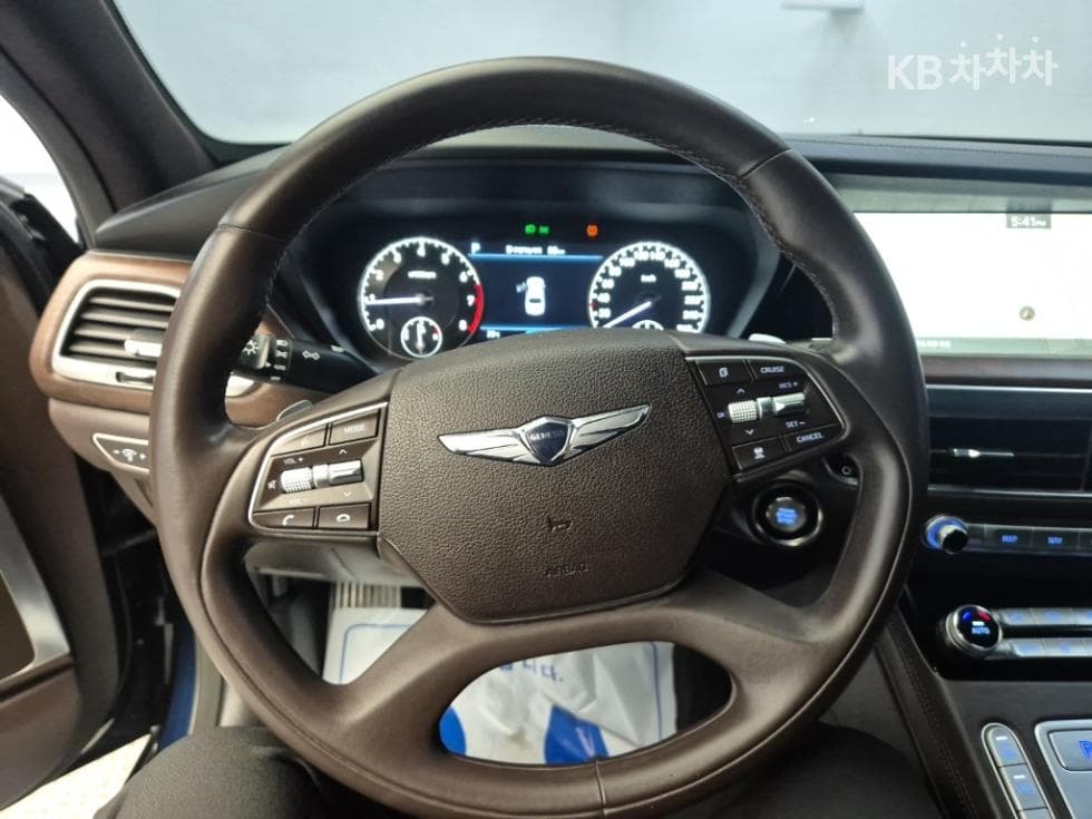 Дженезис G903.8 GDi AWD Премиум Люкс - 9